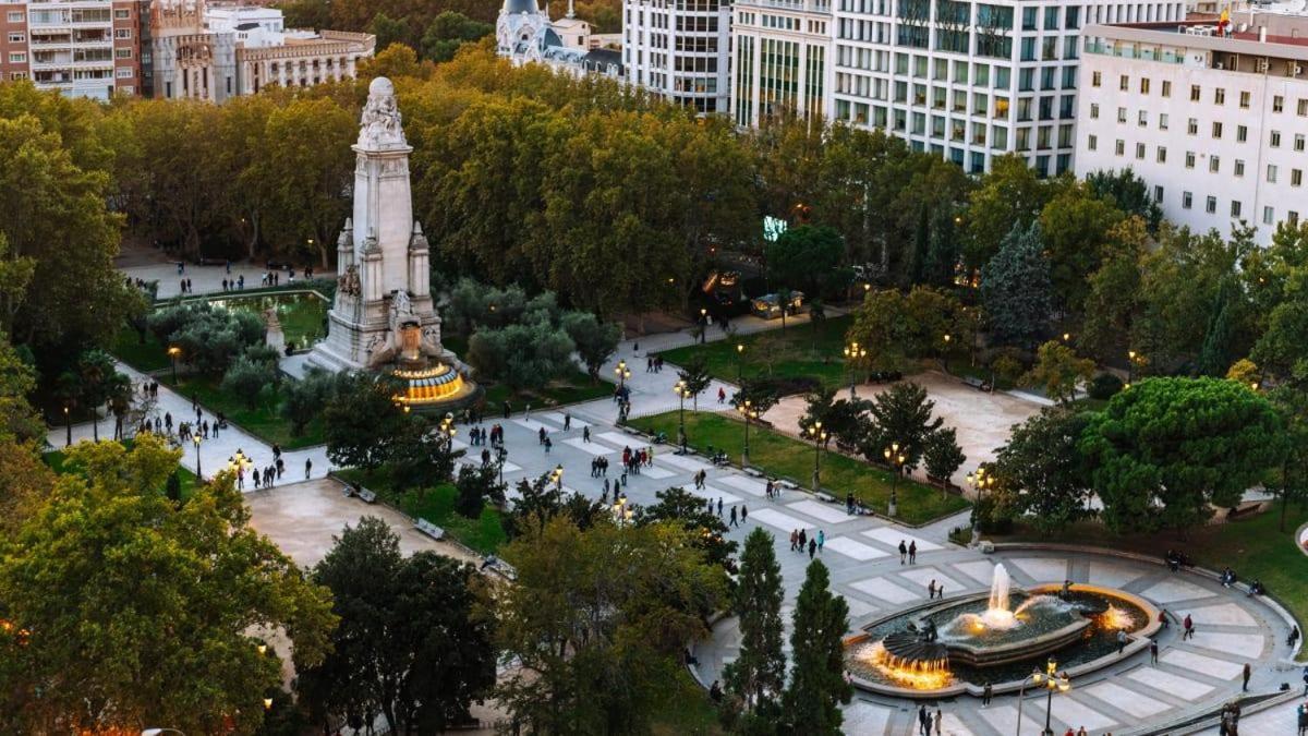 Punta Me Beautiful Apartment In Plaza Espana 마드리드 외부 사진